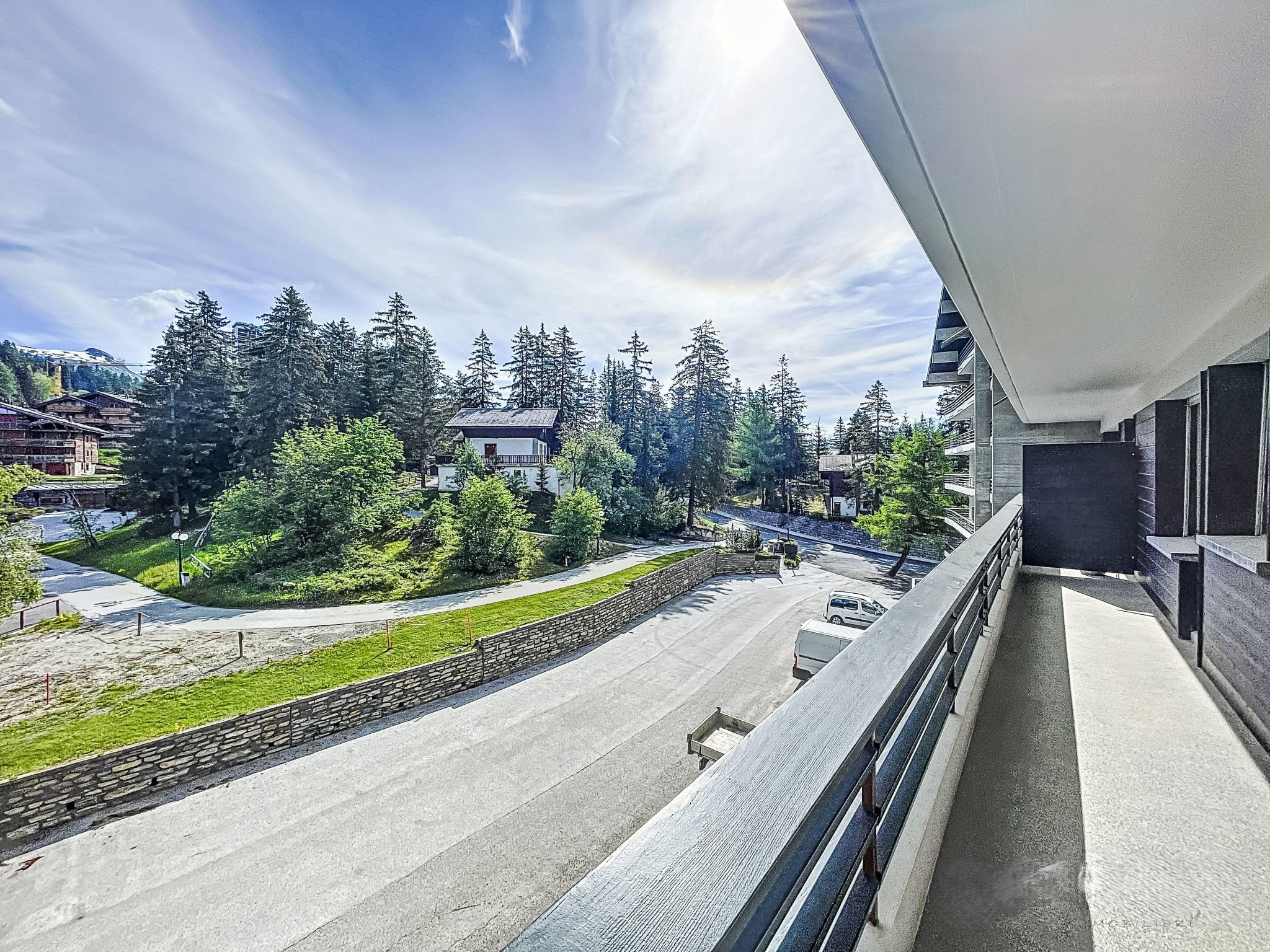 Photo of Cransalpin Apt. 28 / Secteur 1