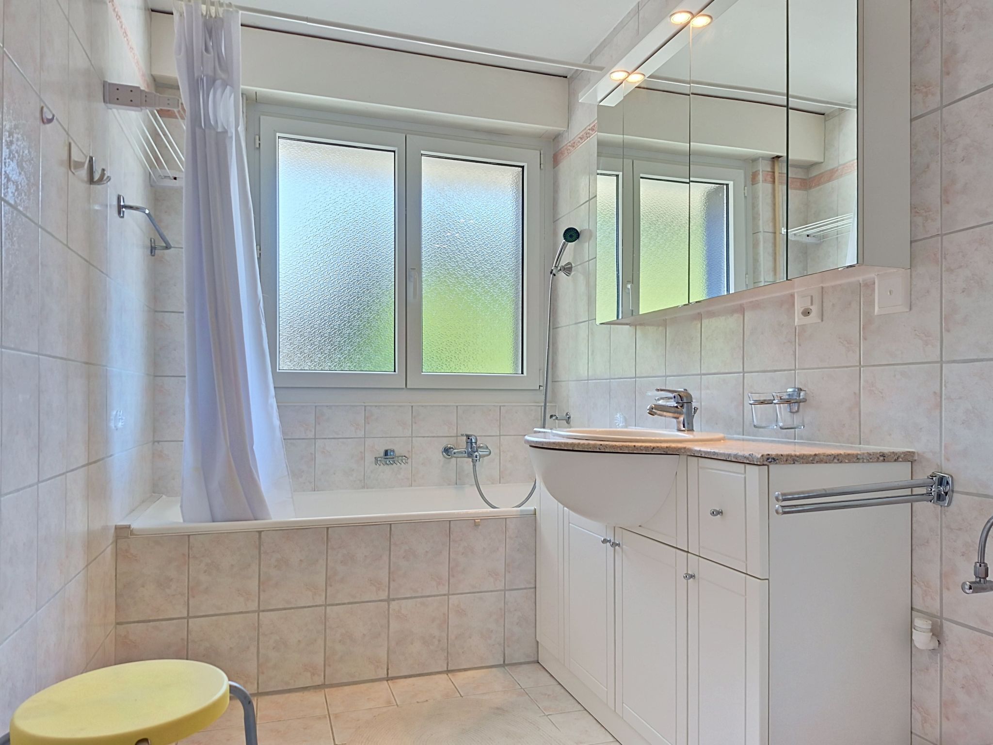 Photo of Cransalpin Apt. 25 / Secteur 1