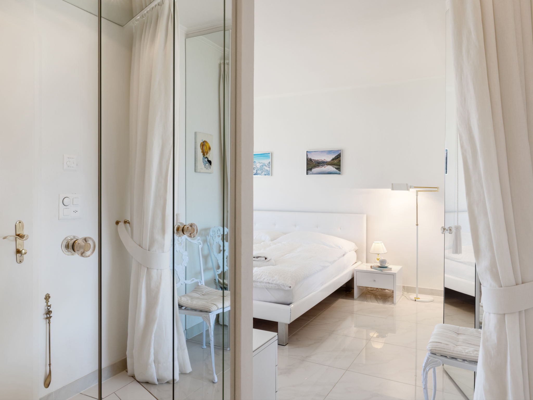 Marigny Dent-Blanche 9-8-Binnen