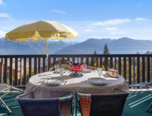 Zonnig vakantieappartement nabij skipiste, golfbaan & meer in Crans-Montana - thumbnail 2