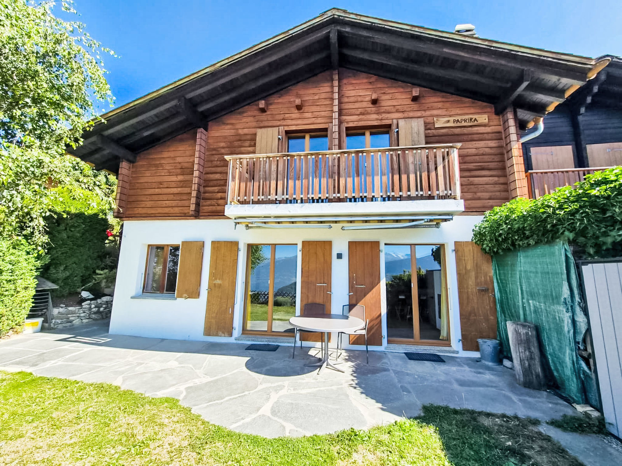 Chalet Paprika