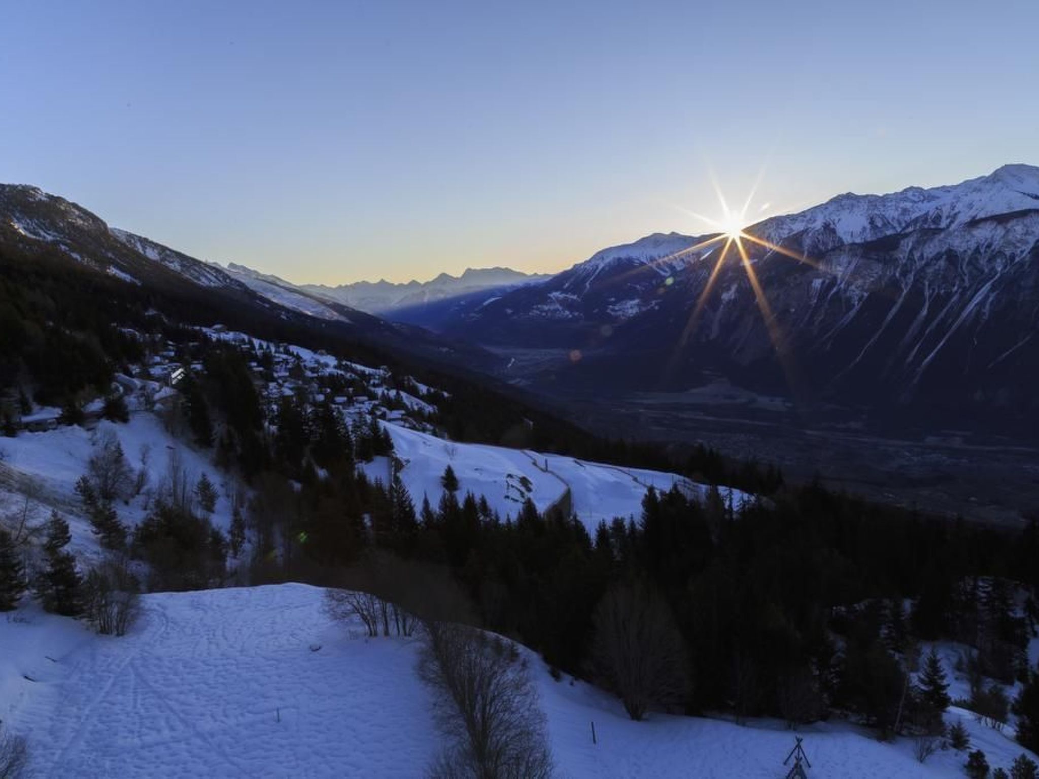 Photo of Crans-Montana Atemberaubende Südaussicht Wohnung