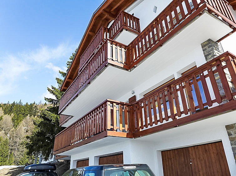 Photo of Les Aiguilles Vertes Rez inférieur