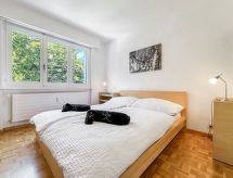 Knusse studio in Crans-Montana met sauna, zwembad en uitzicht - thumbnail 3