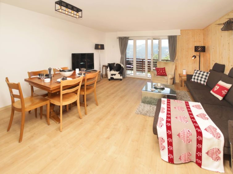 Photo of Europa Ouest / APT 74