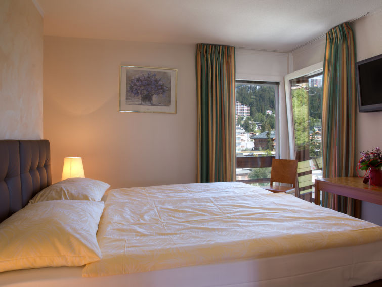 Search and Stay destination Crans-Montana, VS - Switzerland from AU$ 984. Appart-hôtel Helvetia Intergolf