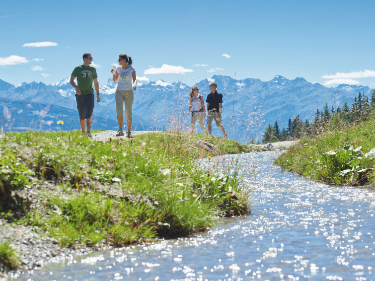 Photo of Terrasse des Alpes 2006