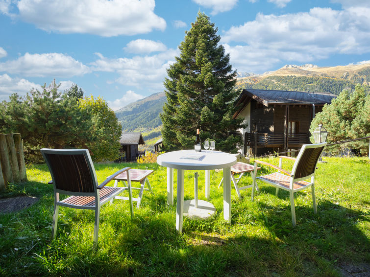 2-persoons appartement in Ernen met prachtig bergzicht · 2 pers. in Ernen