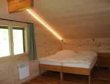 Ruim chalet voor 8 personen direct aan de skipiste in Bellwald - thumbnail 5