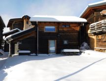 Authentiek chalet midden in Bellwald, direct aan de skipiste - thumbnail 1