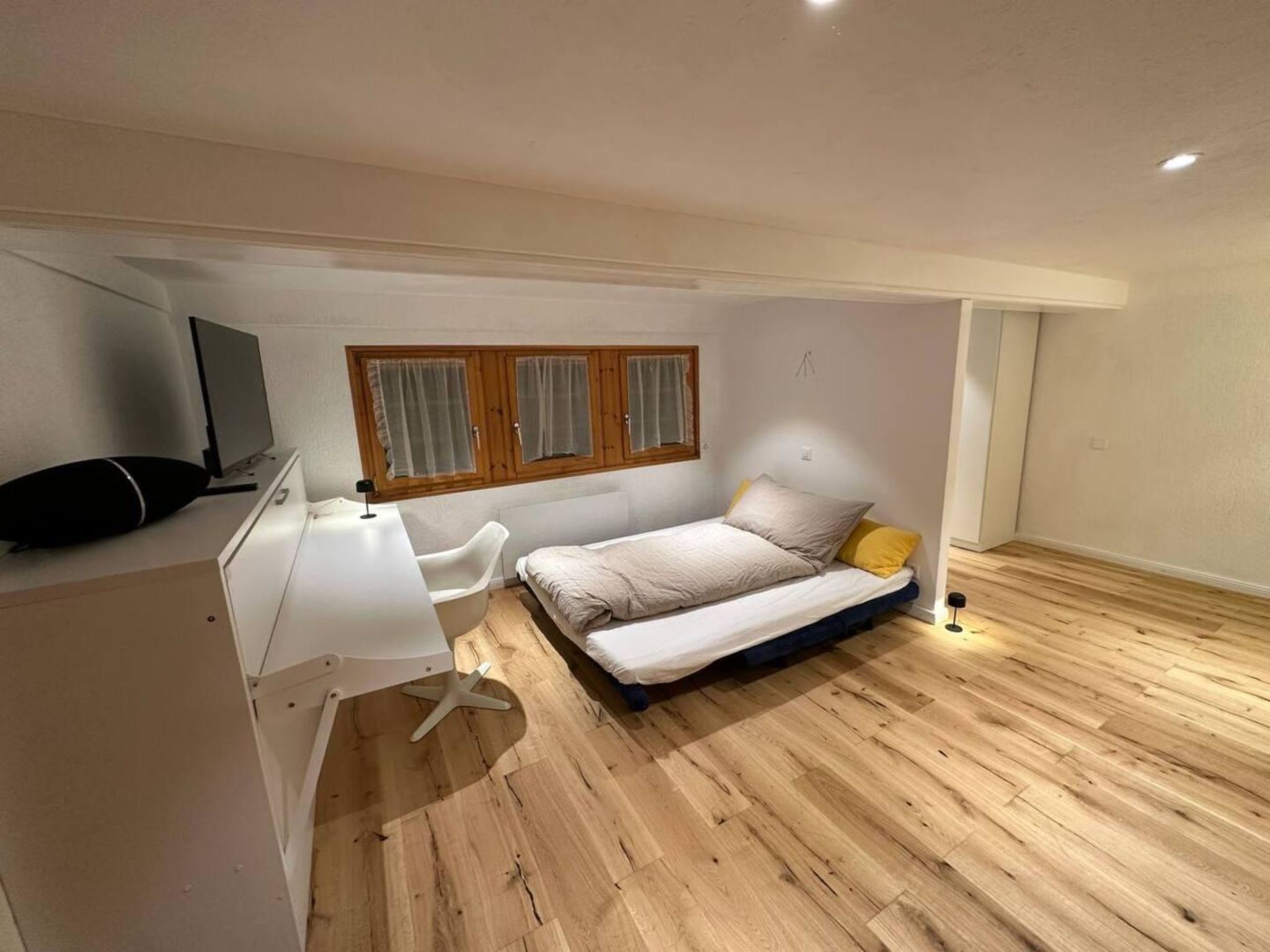 Alte Gemeindestube 2. OG Ost Appartement/Fewo, Dusche oder Bad, WC
