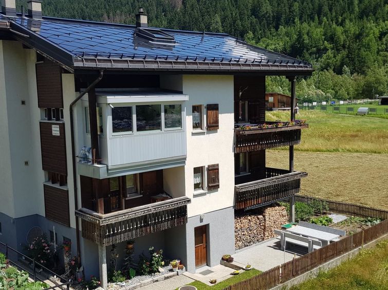 Lischa Apartment in Fiesch