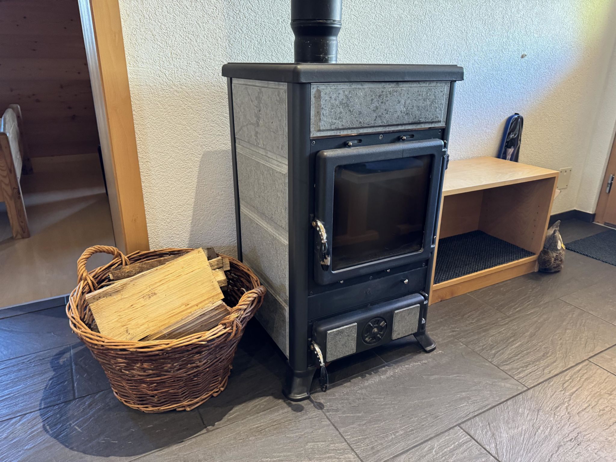 Photo of Alphütte Bielerhüs Appartement/Fewo, Dusche, WC 3 Zimmerwohnung, 4-Betten