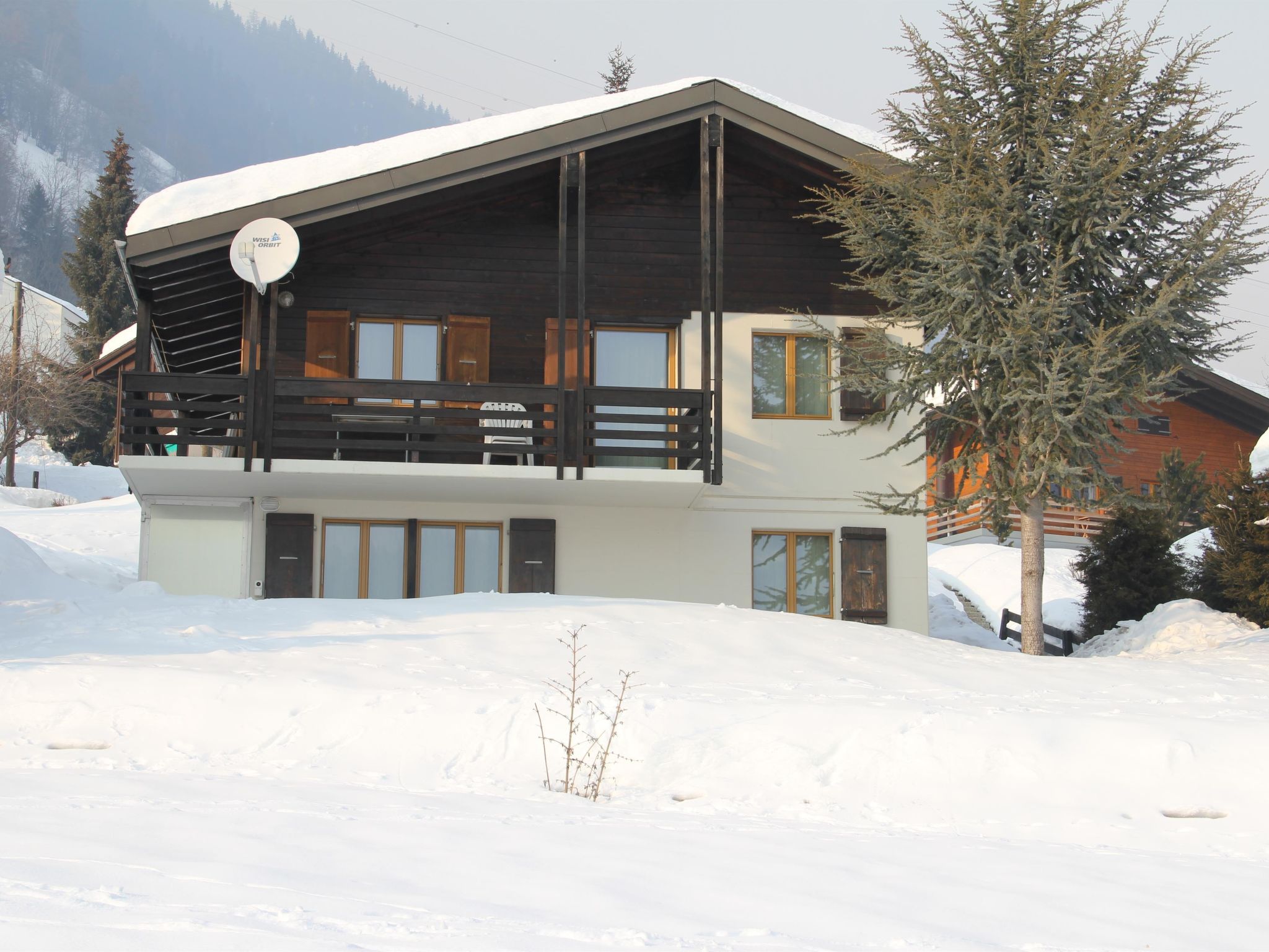 Photo of 4 1/2 Zimmerwohnung, 6-Betten