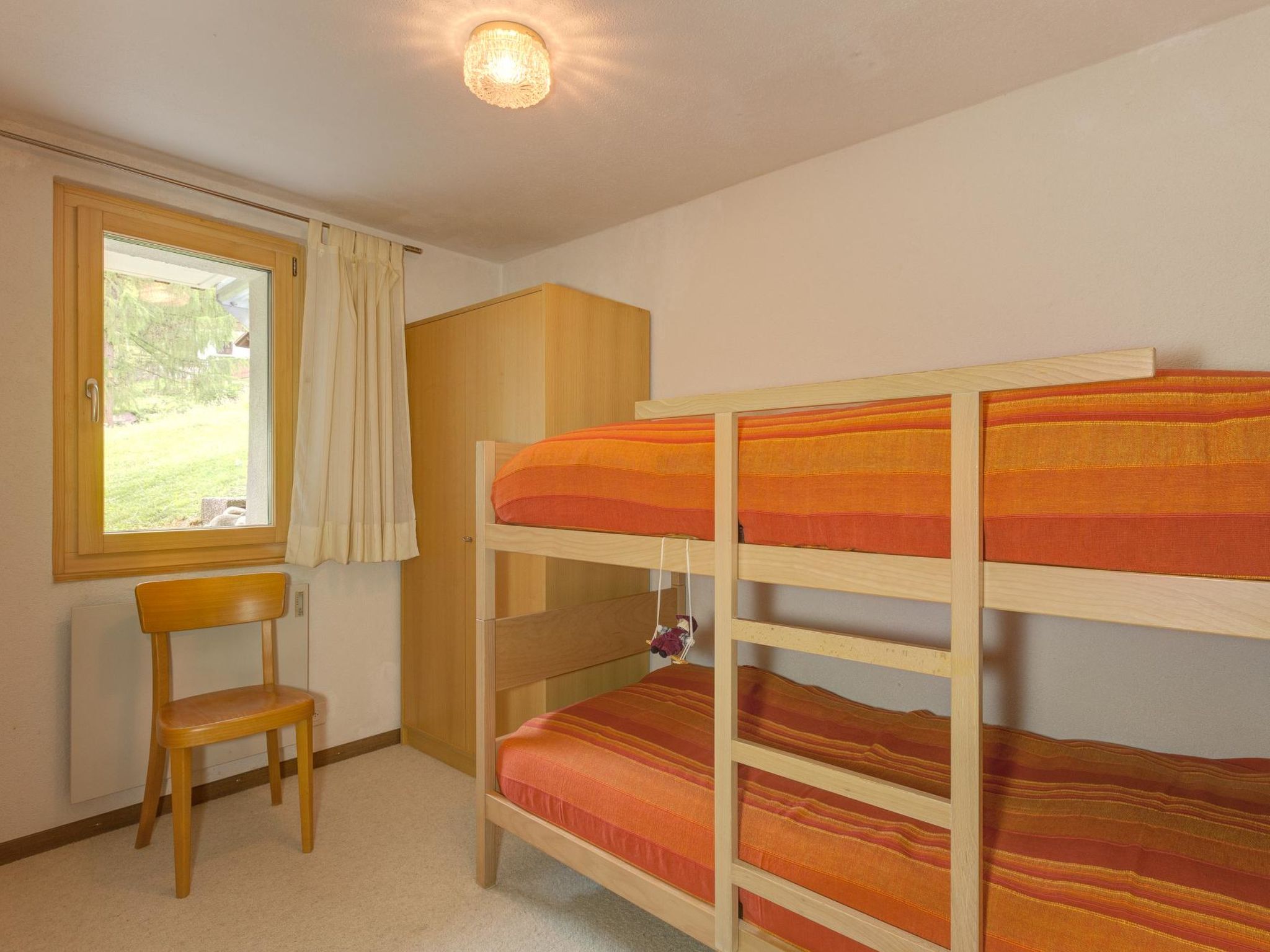 Photo of Adele Appartement/Fewo, Dusche oder Bad, WC 4 1/2 Zimmerwohnung, 6-Betten