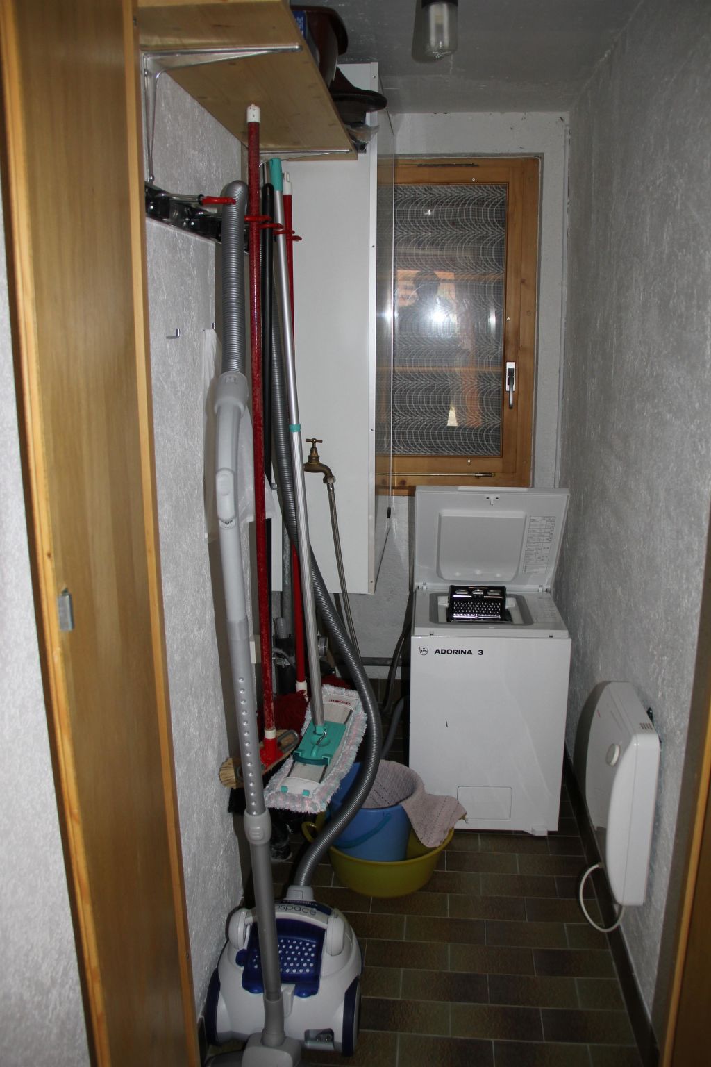 Photo of Adele Appartement/Fewo, Dusche oder Bad, WC 4 1/2 Zimmerwohnung, 6-Betten