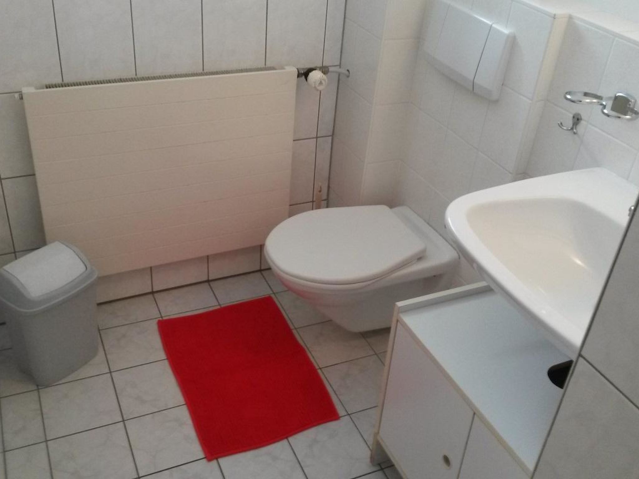 Photo of ABC Ferienwohnung 3 1. OG Nord-Ost Appartement/Fewo, Dusche oder Bad, WC