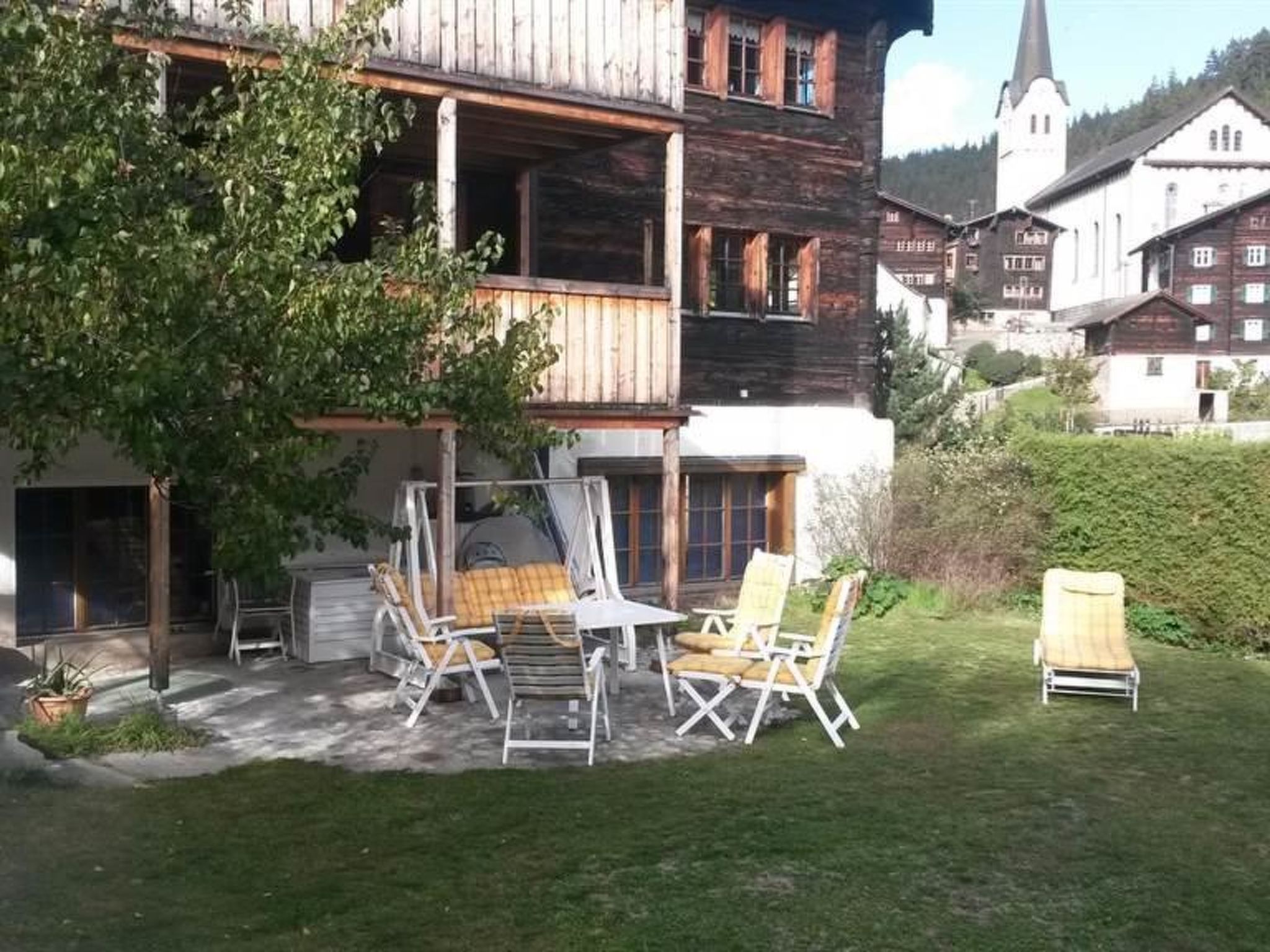 Photo of 3 Zimmerwohnung, 5-Betten