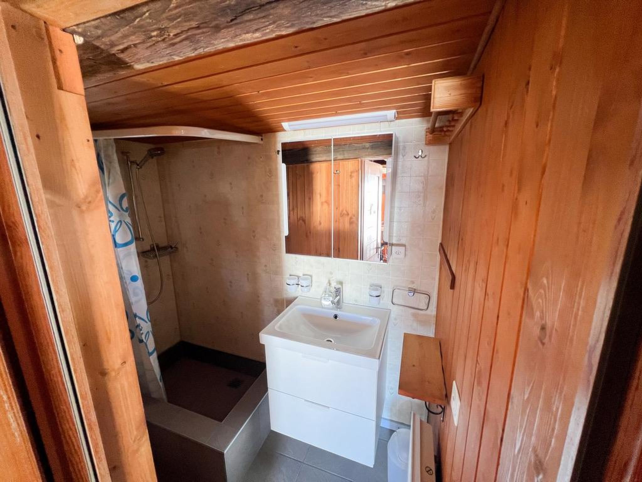 Photo of Alphütte Bielerchäller Appartement/Fewo, Dusche oder Bad, WC, 1 Schlafraum