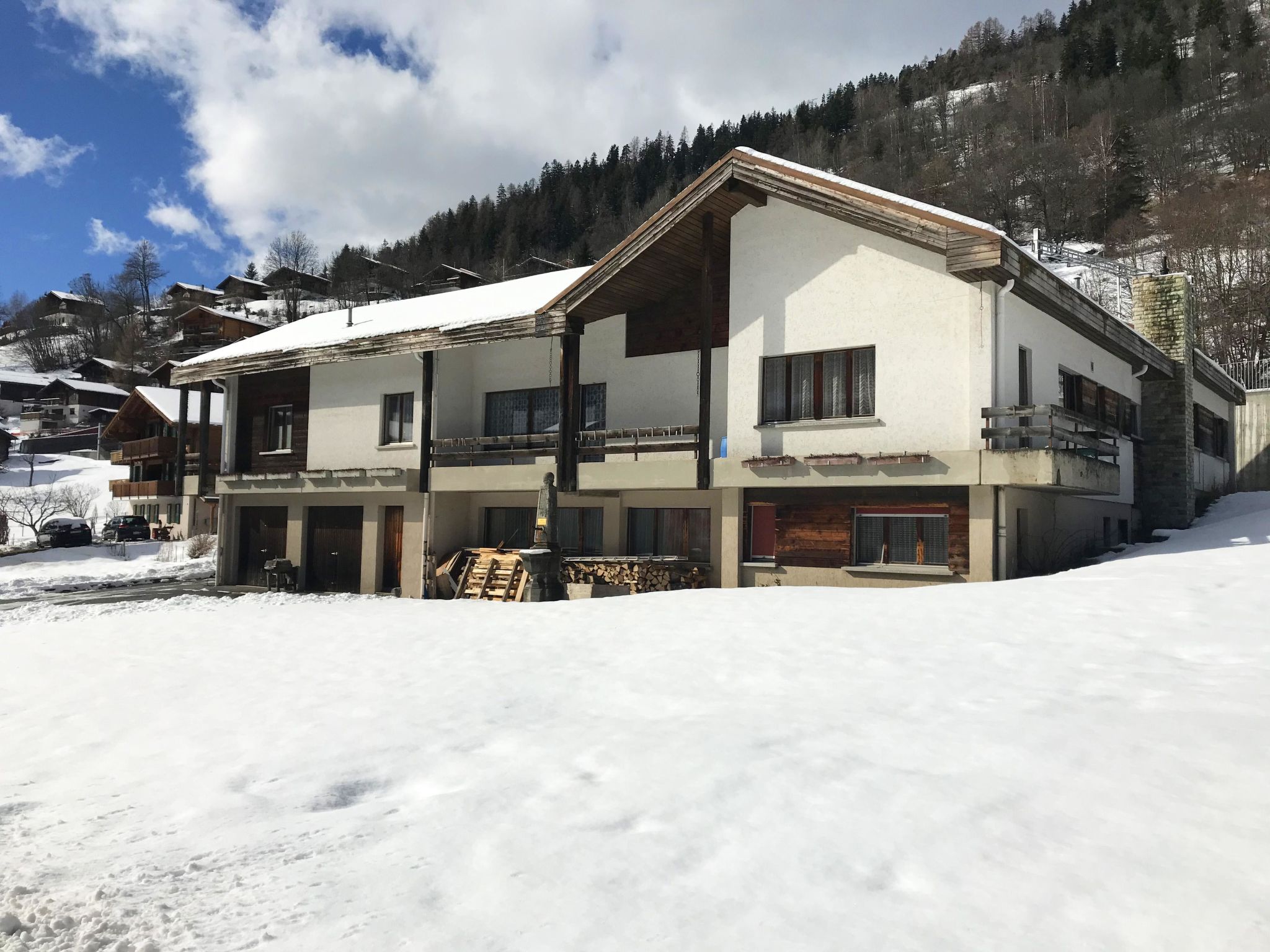 Photo of 7 Zimmerwohnung, 10-Betten