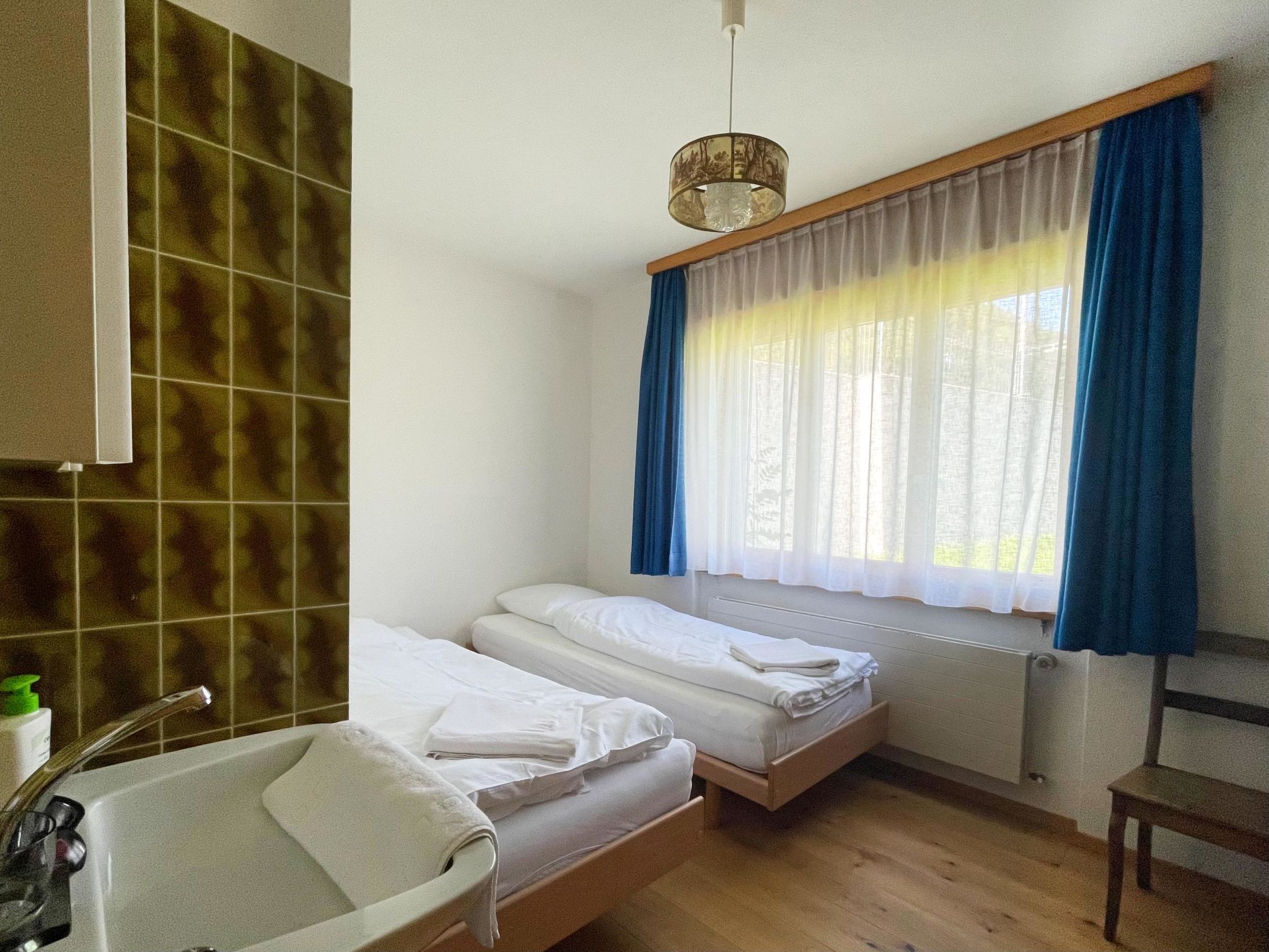 Photo of Fifinhaus 1. OG Süd Appartement/Fewo, Dusche und Bad, WC, 3 Schlafräume