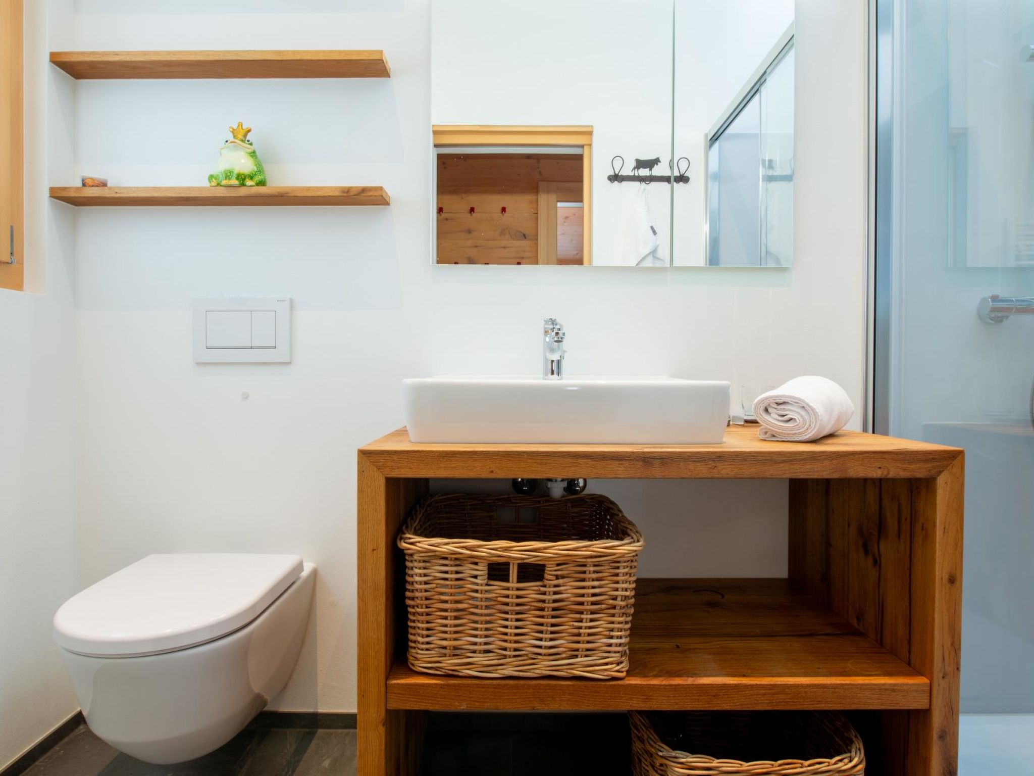 Photo of Pearl 1. OG Süd-West Appartement/Fewo, Dusche oder Bad, WC
