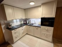 Historisch appartement in Filet, vlakbij lift en trein - thumbnail 4