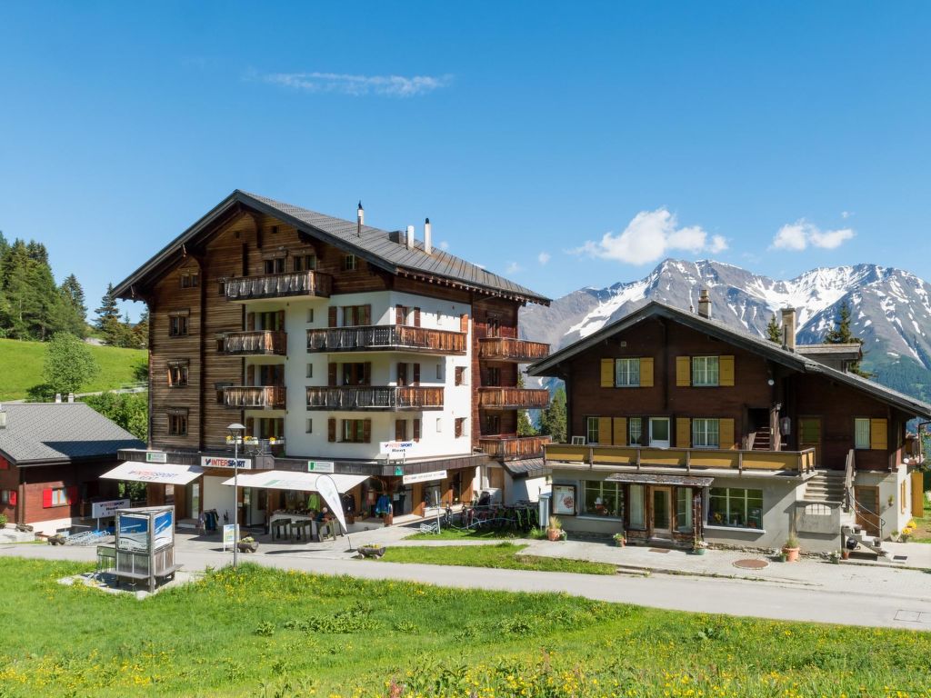 Appartement Sportina 21 2. OG Süd-Ost in Zwitserland