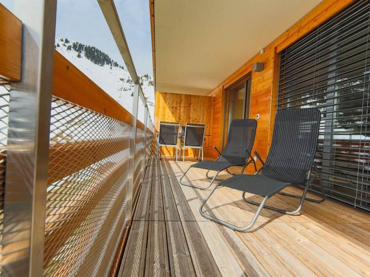 Apartmenthaus Riederhoru A 1. OG Ost Apartment in Riederalp