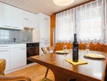 Ferienwohnung Almenrausch 1. OG Süd-Ost