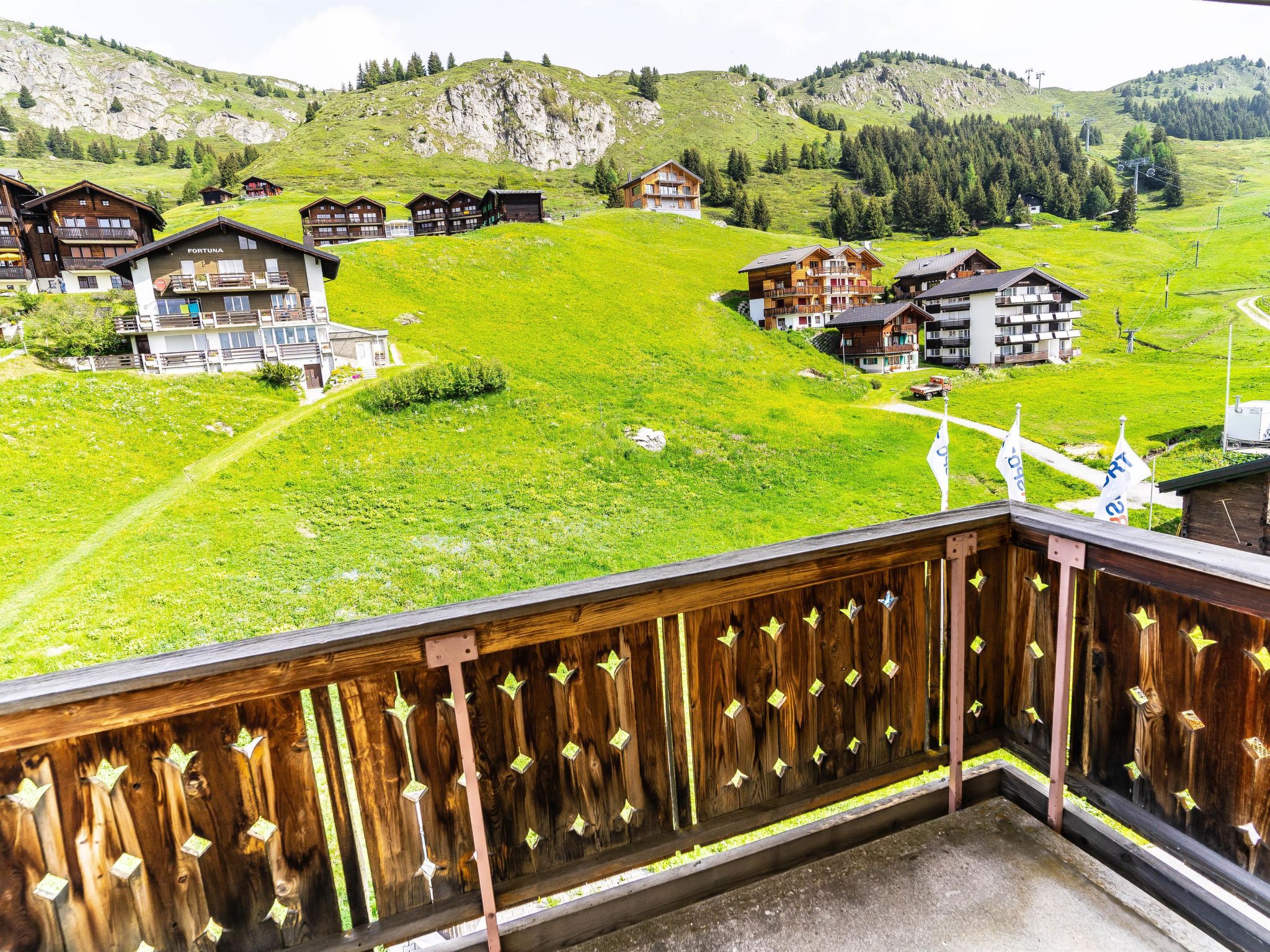 Photo of Sportina 33 3. OG Süd-West Appartement/Fewo, Dusche und Bad, WC
