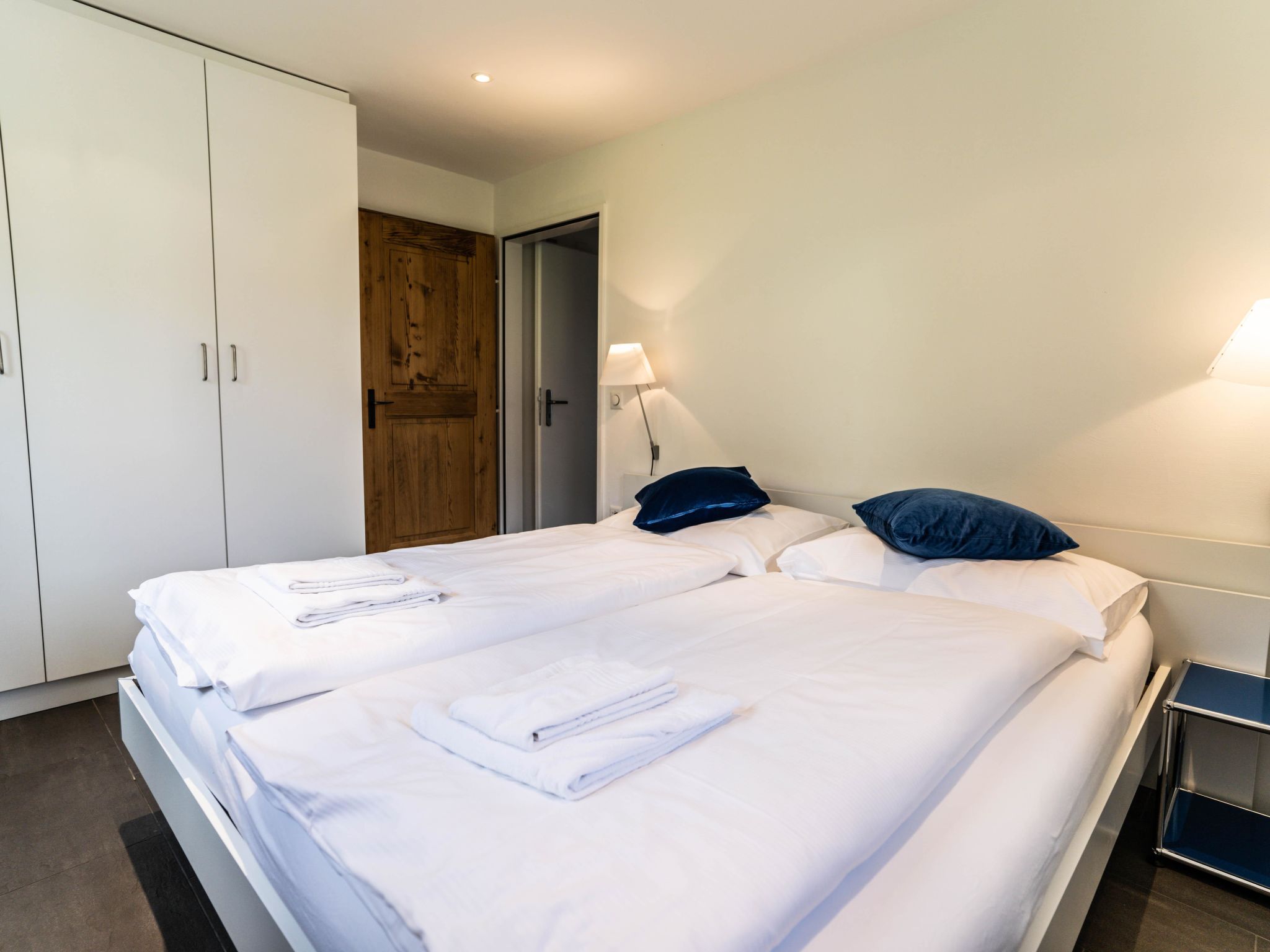 Photo of Sportina 33 3. OG Süd-West Appartement/Fewo, Dusche und Bad, WC