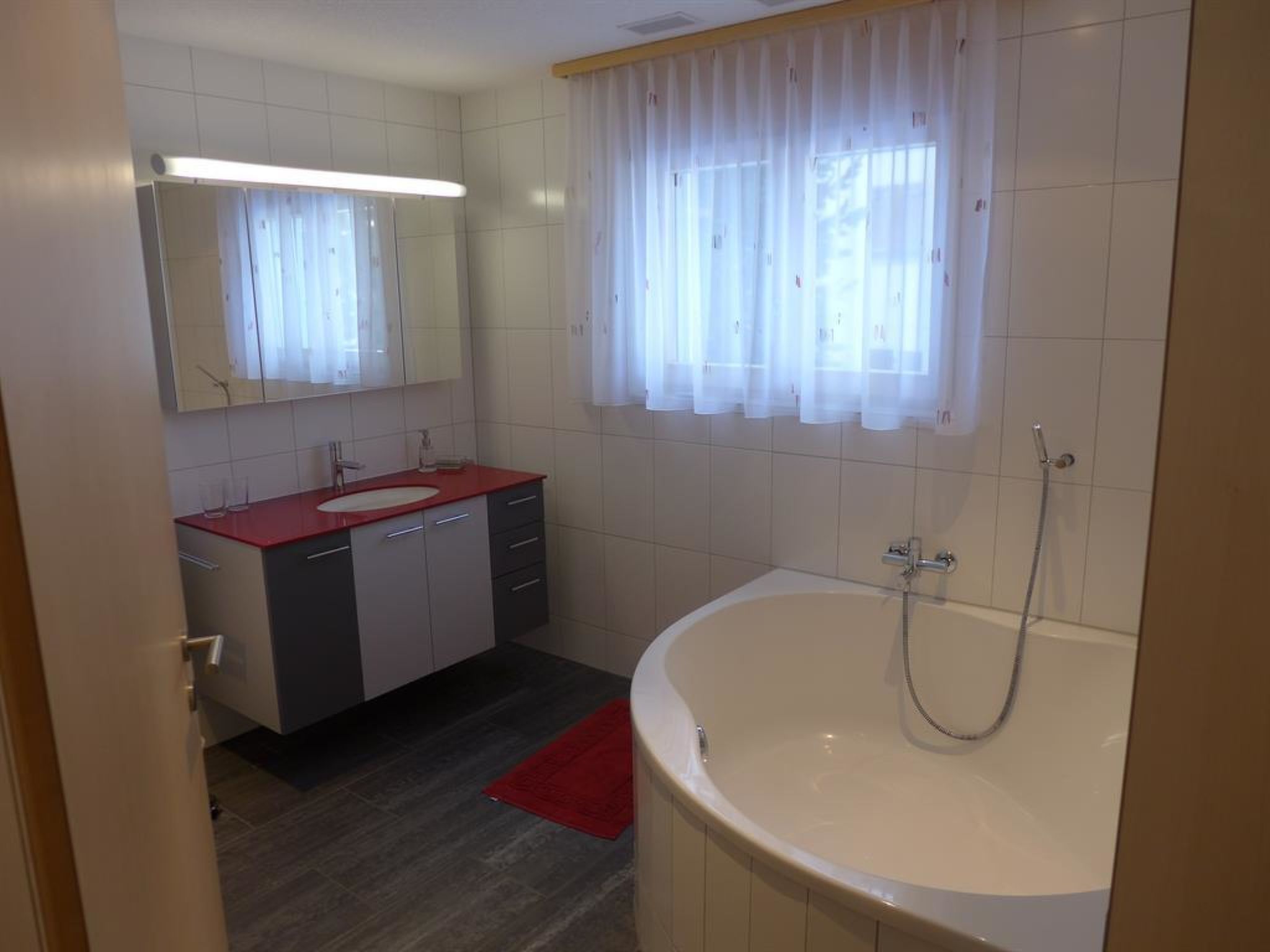 Amici 1. OG West Appartement/Fewo, Dusche und Bad, WC - Dedans