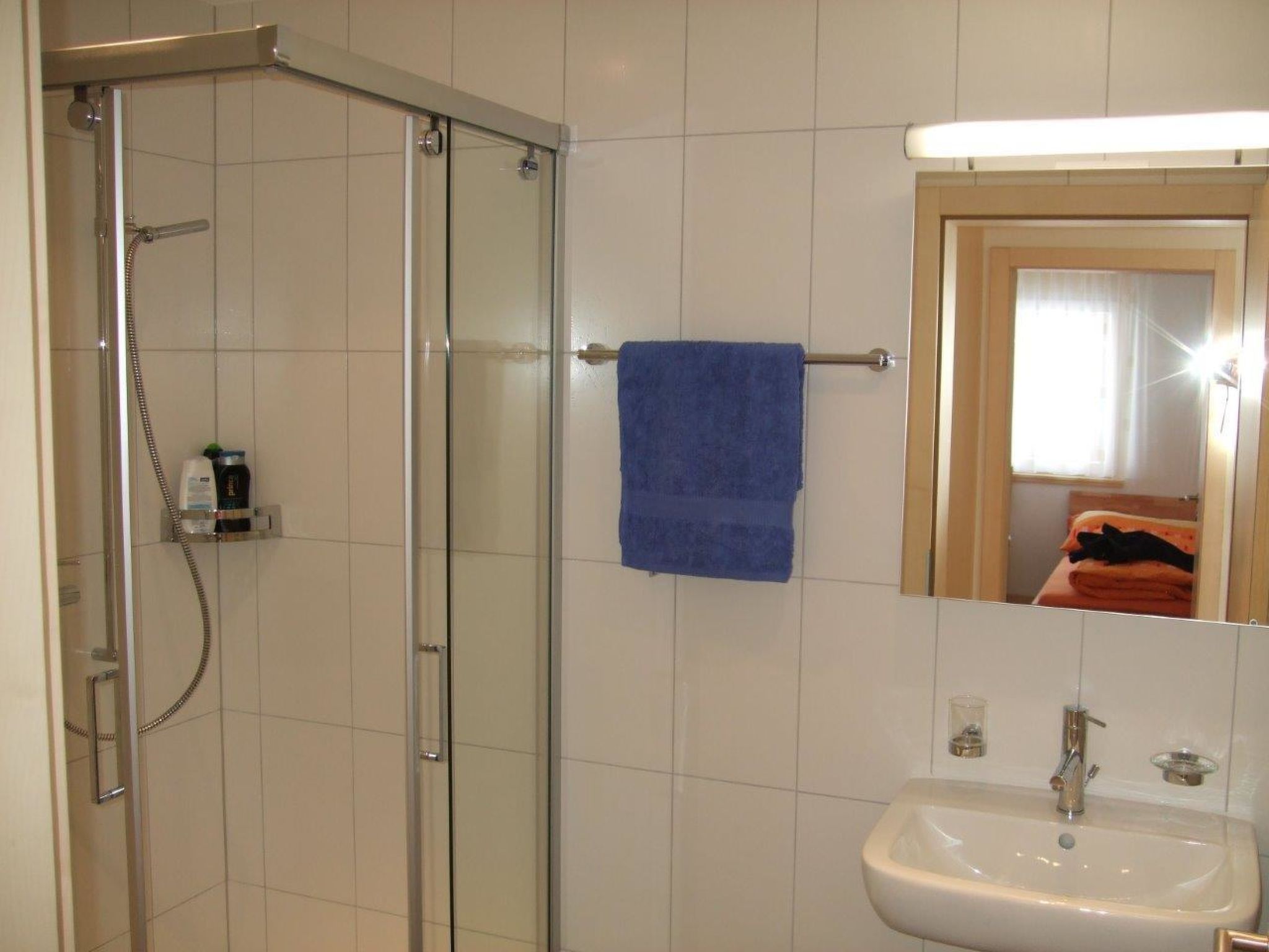 Amici 1. OG West Appartement/Fewo, Dusche und Bad, WC - Dedans