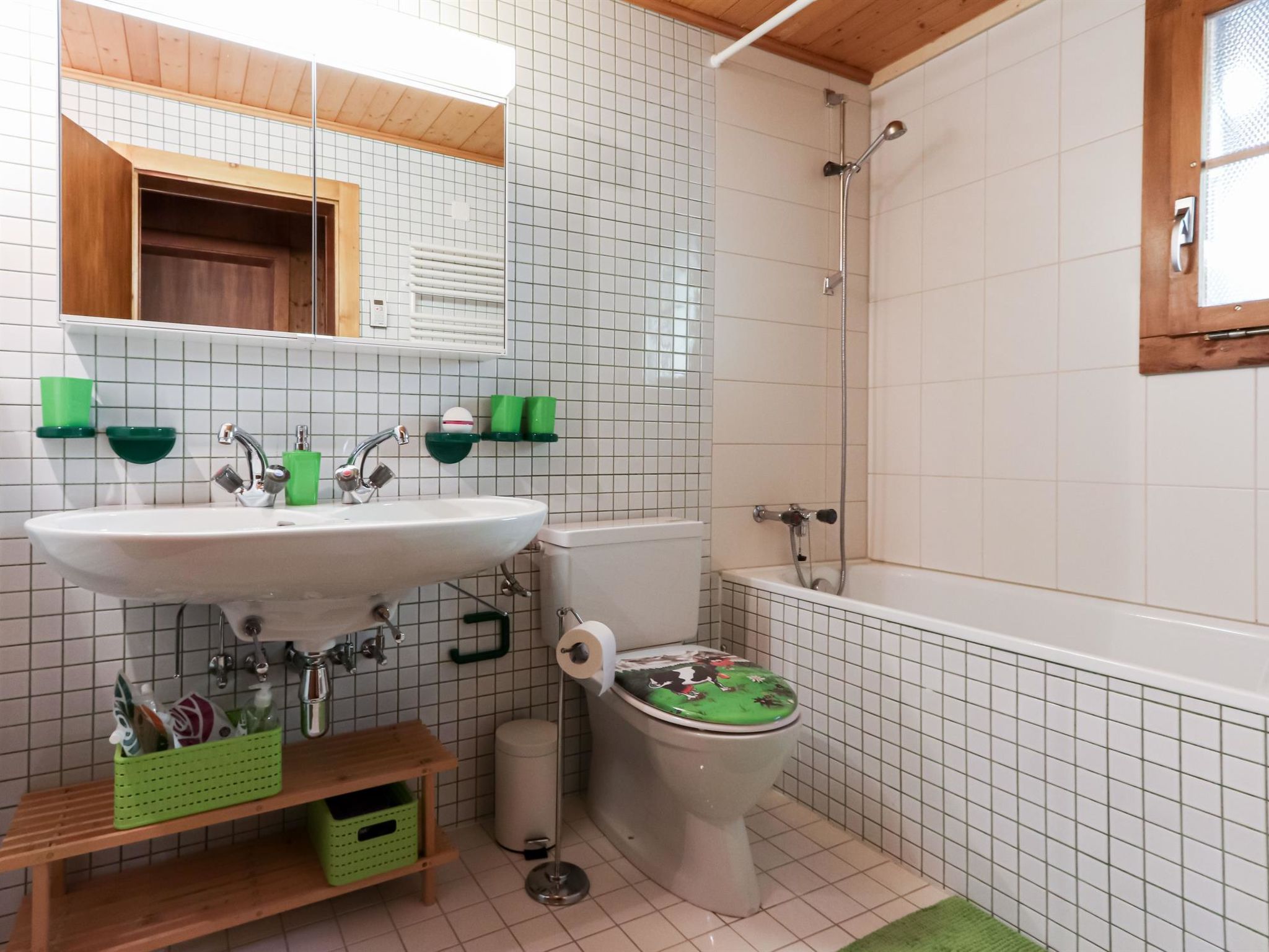 Photo of Carpe Diem Appartement/Fewo, Dusche und Bad, WC 3 1/2 Zimmerwohnung, 6-Betten