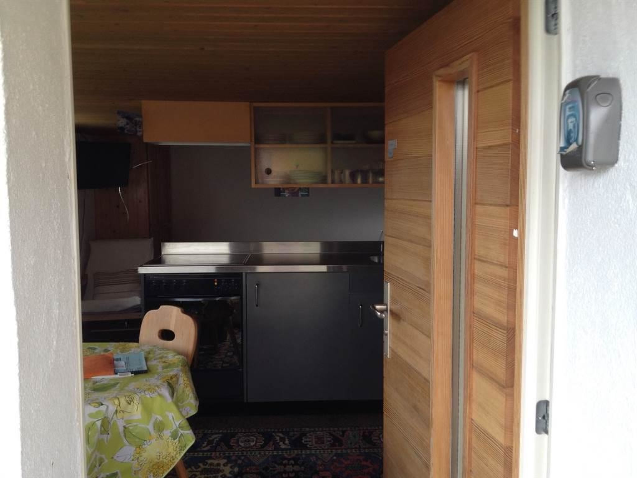 Sunneschy EG Süd Appartement/Fewo, Dusche, WC 2 1/2 Zimmerwohnung, 3-Betten