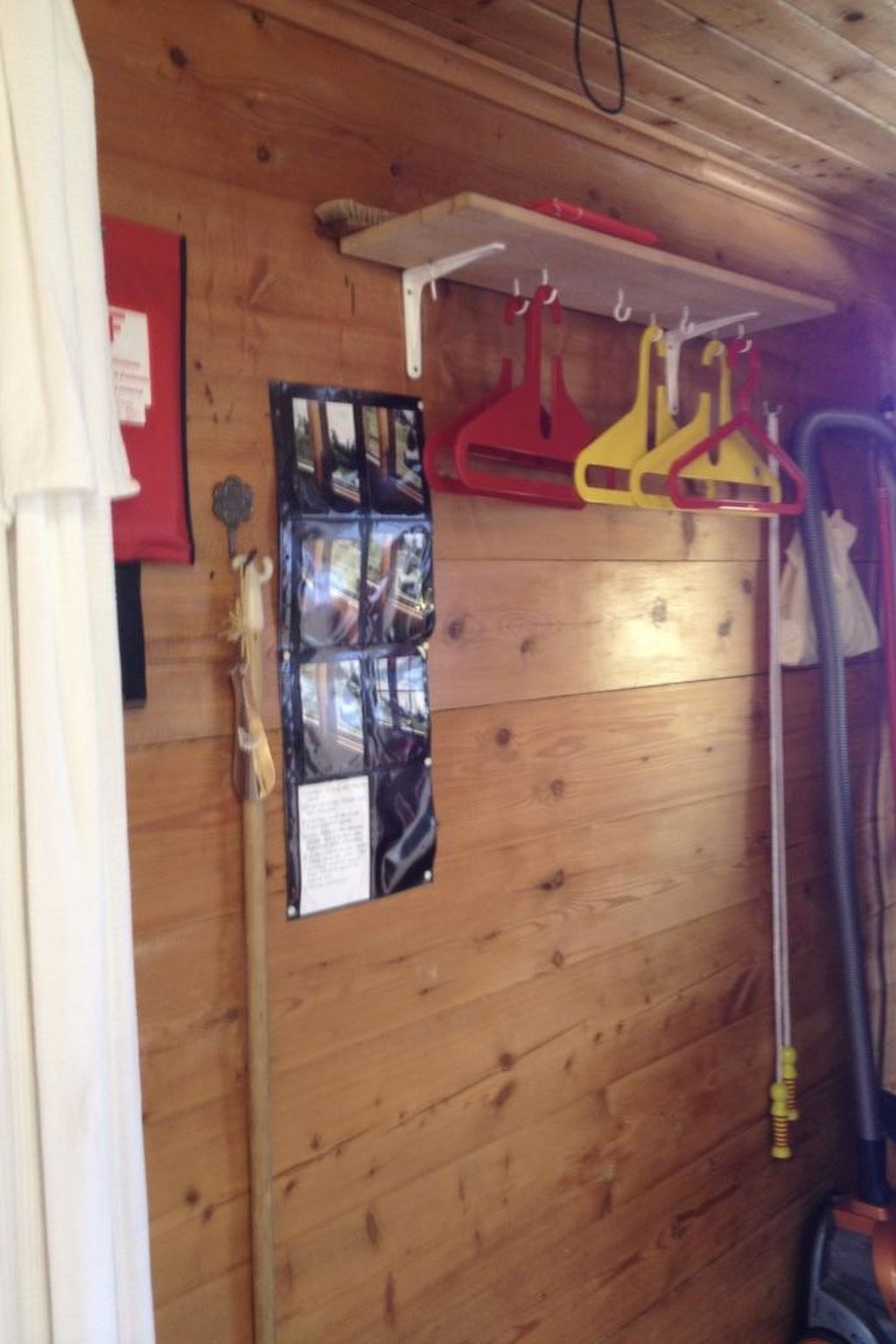 Photo of Sunneschy 1. OG Süd Appartement/Fewo, Dusche, WC 3 Zimmerwohnung, 6-Betten
