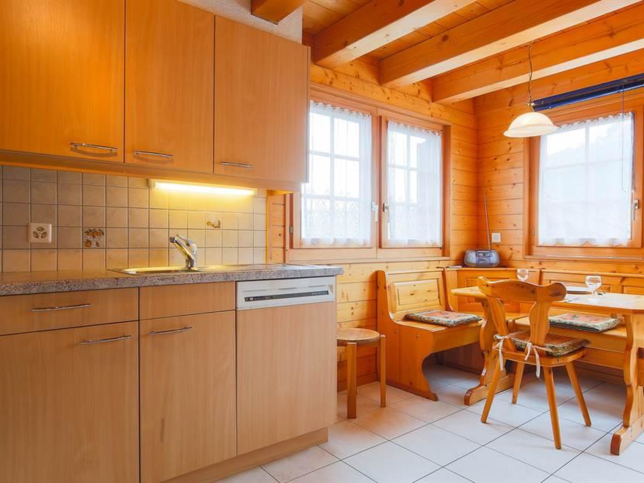 Stubulti Appartement/Fewo, Dusche und Bad, WC 3 1/2 Zimmerwohnung, 4-Betten