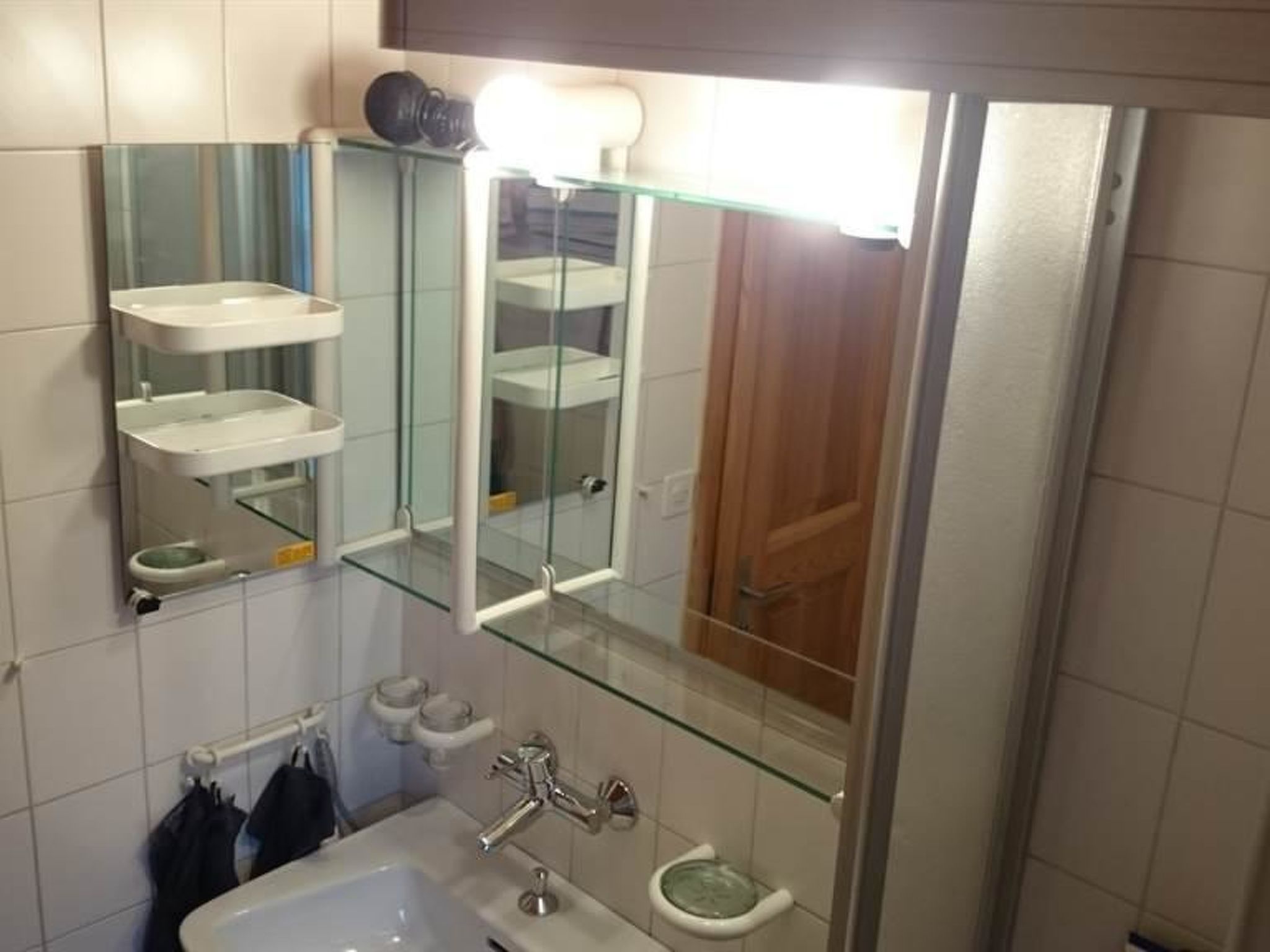 Photo of Jonathan EG Süd Appartement/Fewo, Dusche, WC 2 1/2 Zimmerwohnung, 5-Betten