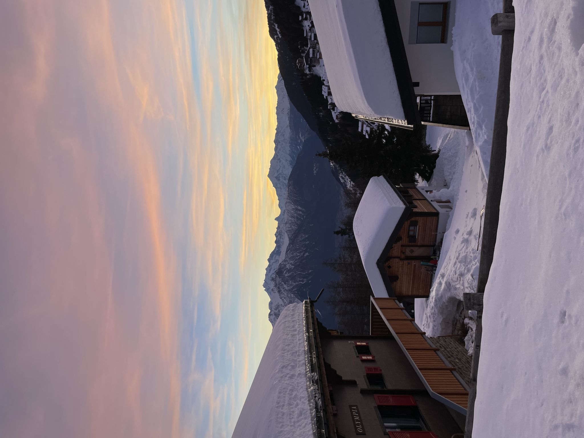 Photo of Olympia 1. OG West Appartement/Fewo, Dusche oder Bad, WC