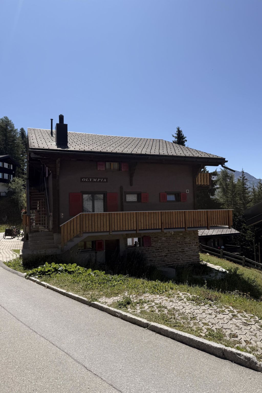 Photo of Olympia 1. OG West Appartement/Fewo, Dusche oder Bad, WC