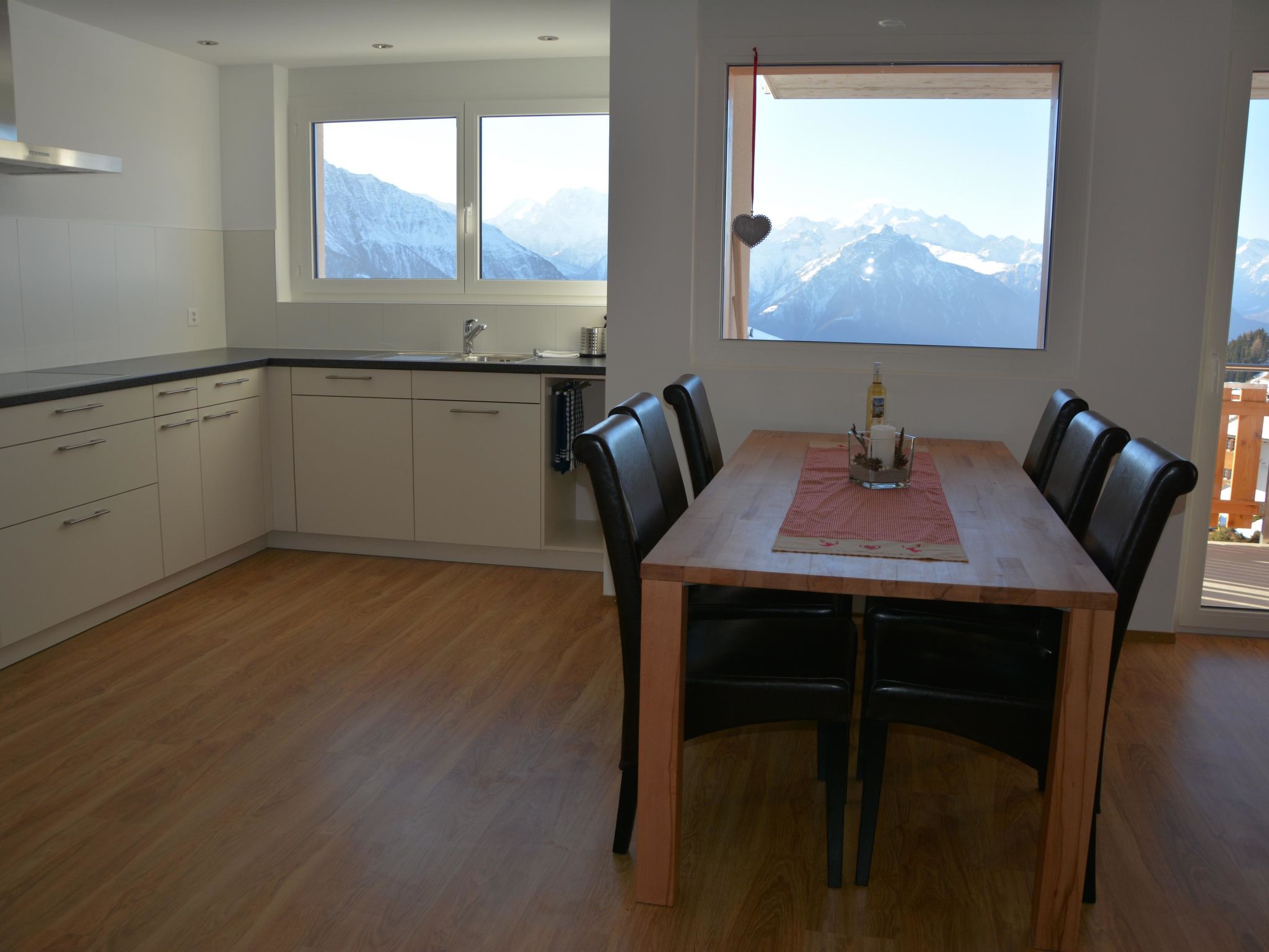 Appartement Donnerstafel 1. OG West Appartement/Fewo, Dusche oder Bad, WC – Cuisine et coin repas, photo 12 sur 22