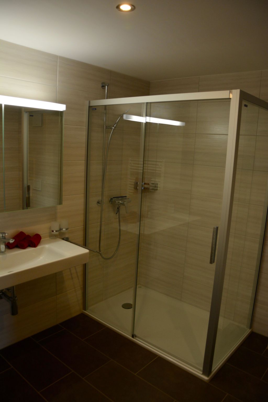 Appartement Donnerstafel 1. OG West Appartement/Fewo, Dusche oder Bad, WC – Salle de bains, photo 18 sur 22