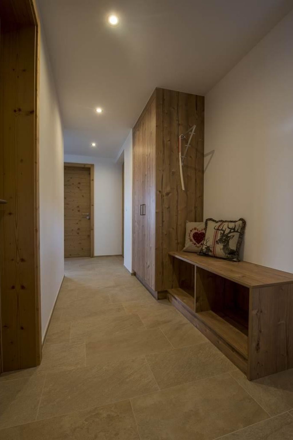 Photo of Huwetz 2. OG Süd Appartement/Fewo, Dusche oder Bad, WC 4 Zimmerwohnung, 6-Betten