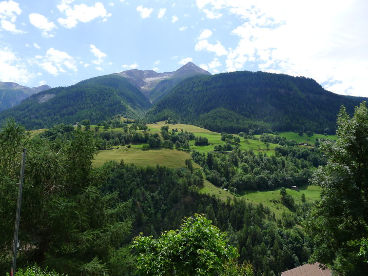 Slide8 - Chalet Wallisertraumli