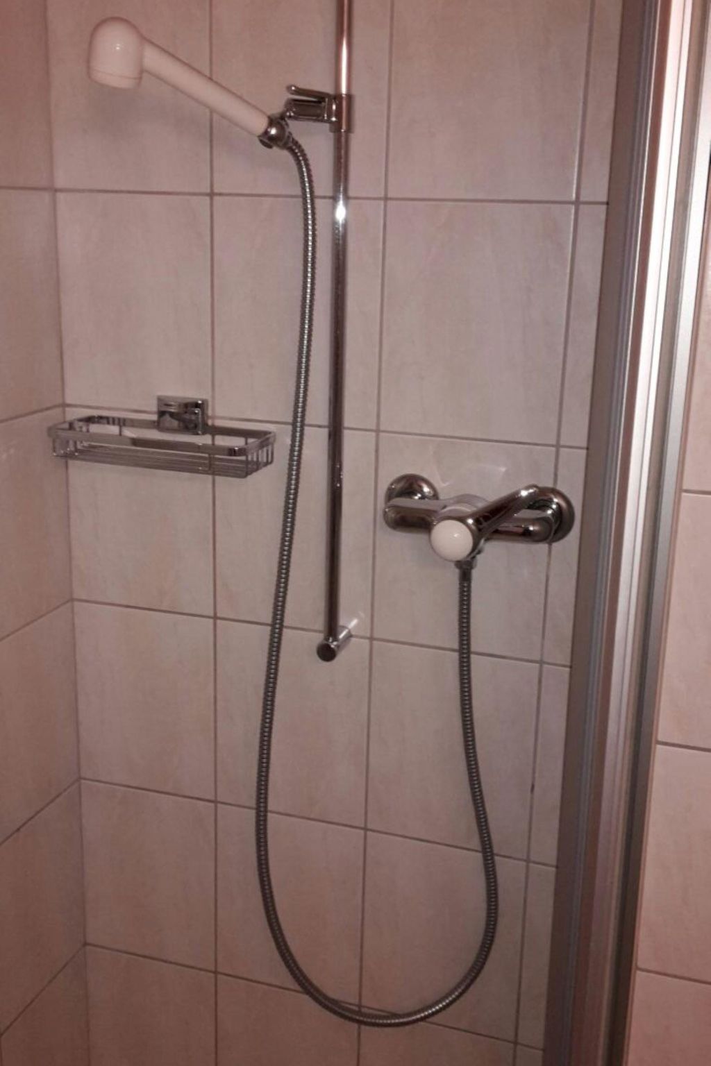 Konkordia 2 EG Süd-Ost Appartement/Fewo, Dusche oder Bad, WC - Image-tags.info