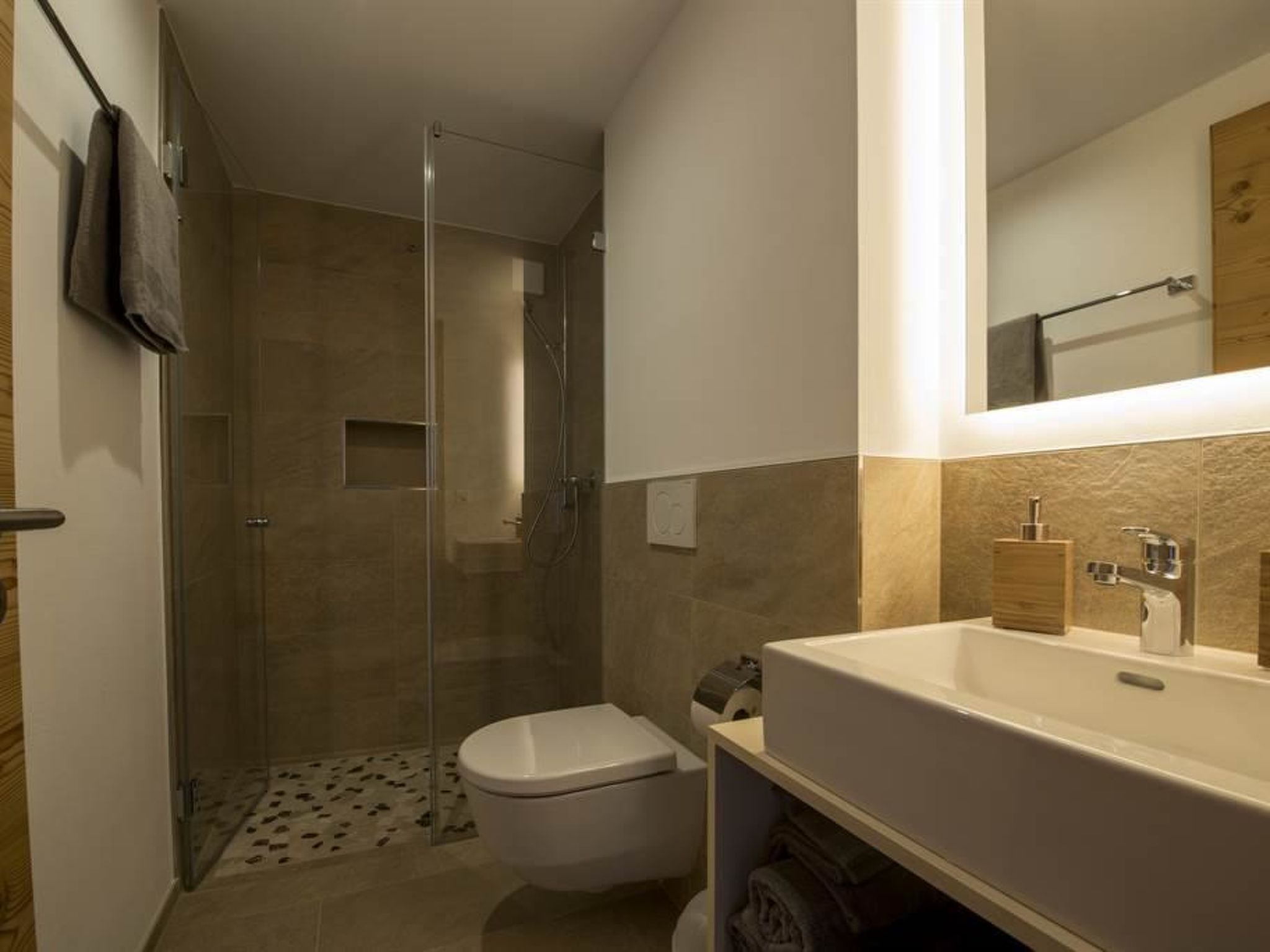 Photo of 3 1/2 Zimmerwohnung, 4-Betten