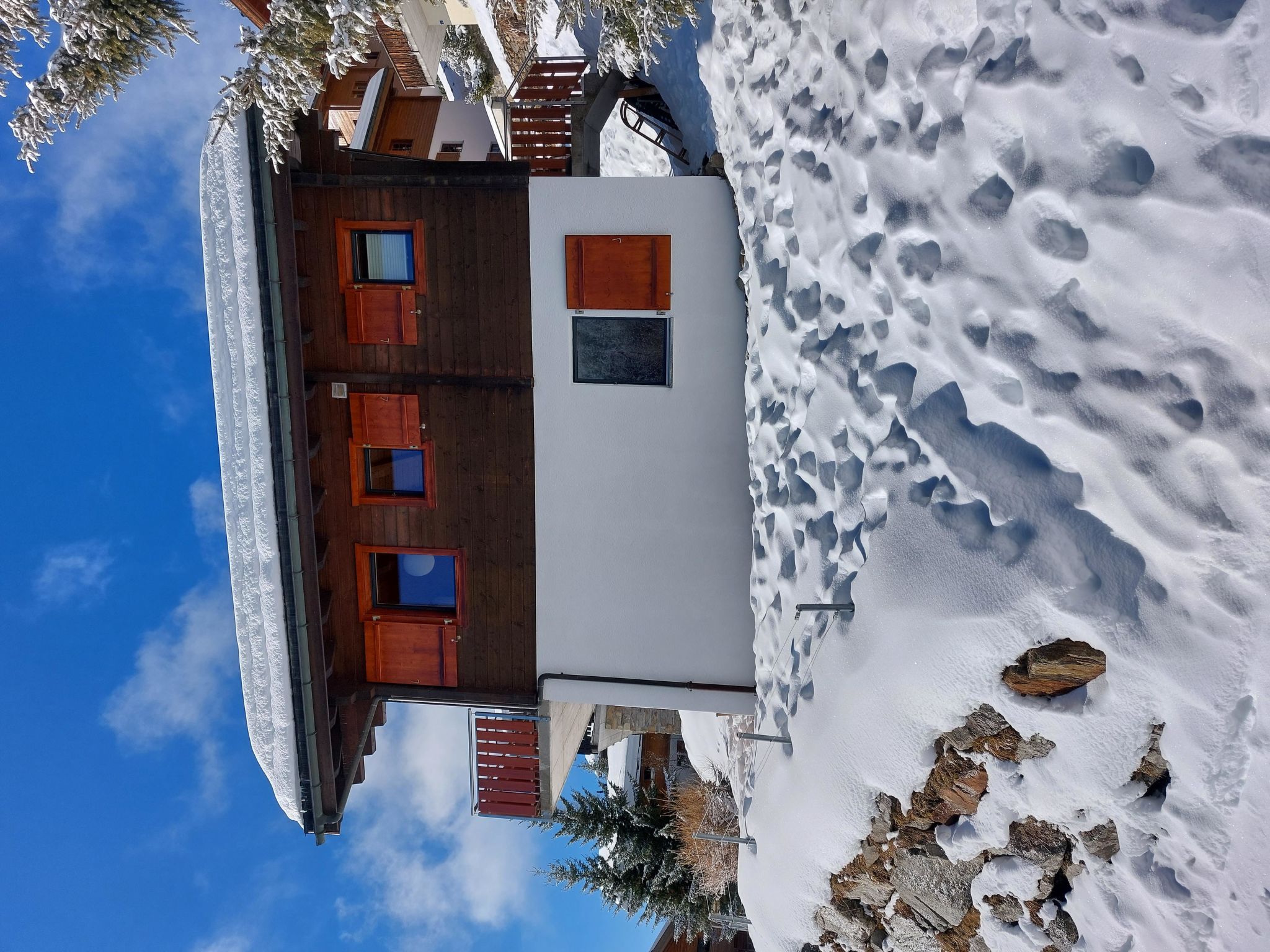 Photo of 4 1/2 Zimmerwohnung, 6-Betten