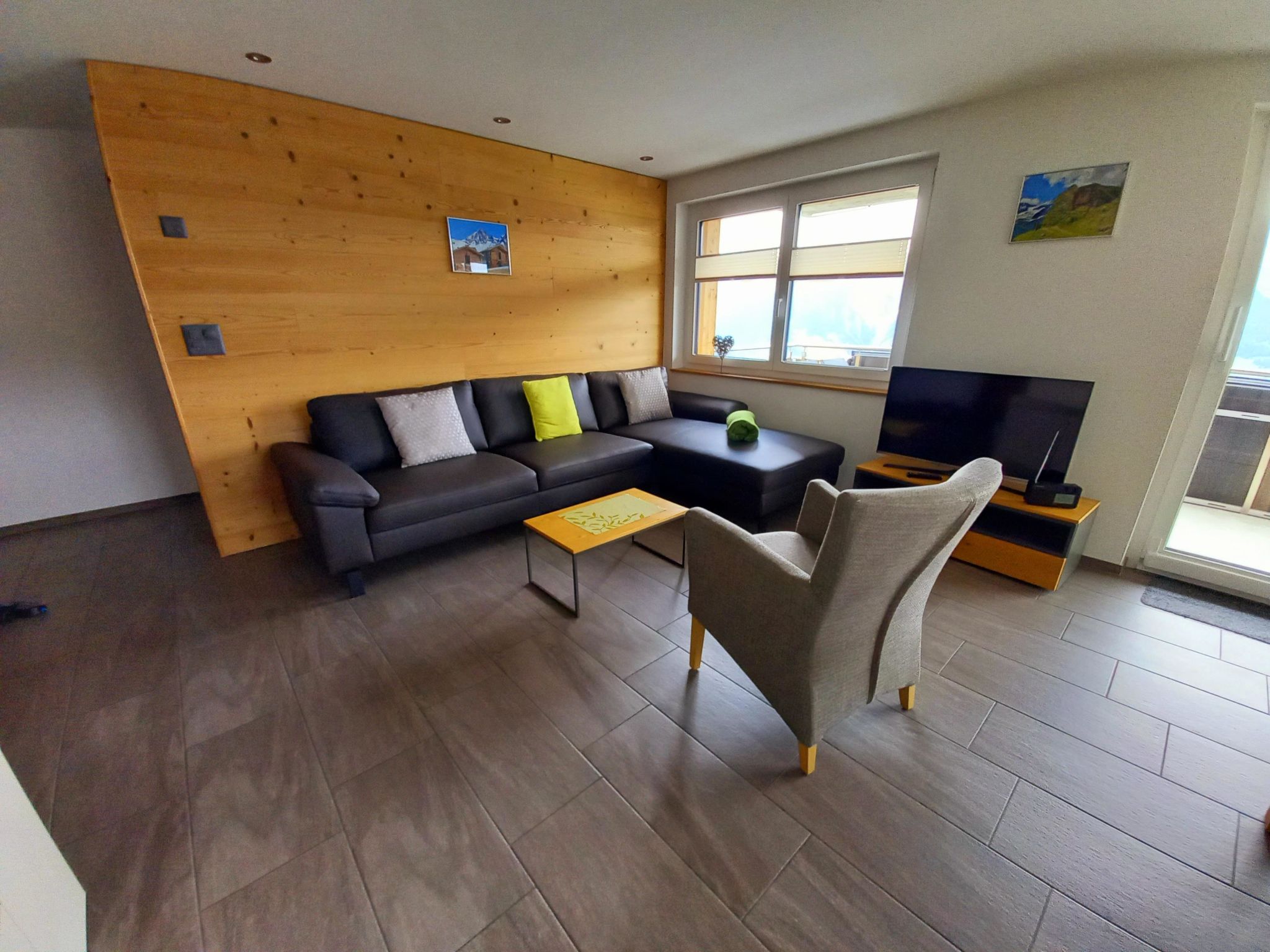 Photo of Robert 1. OG Süd