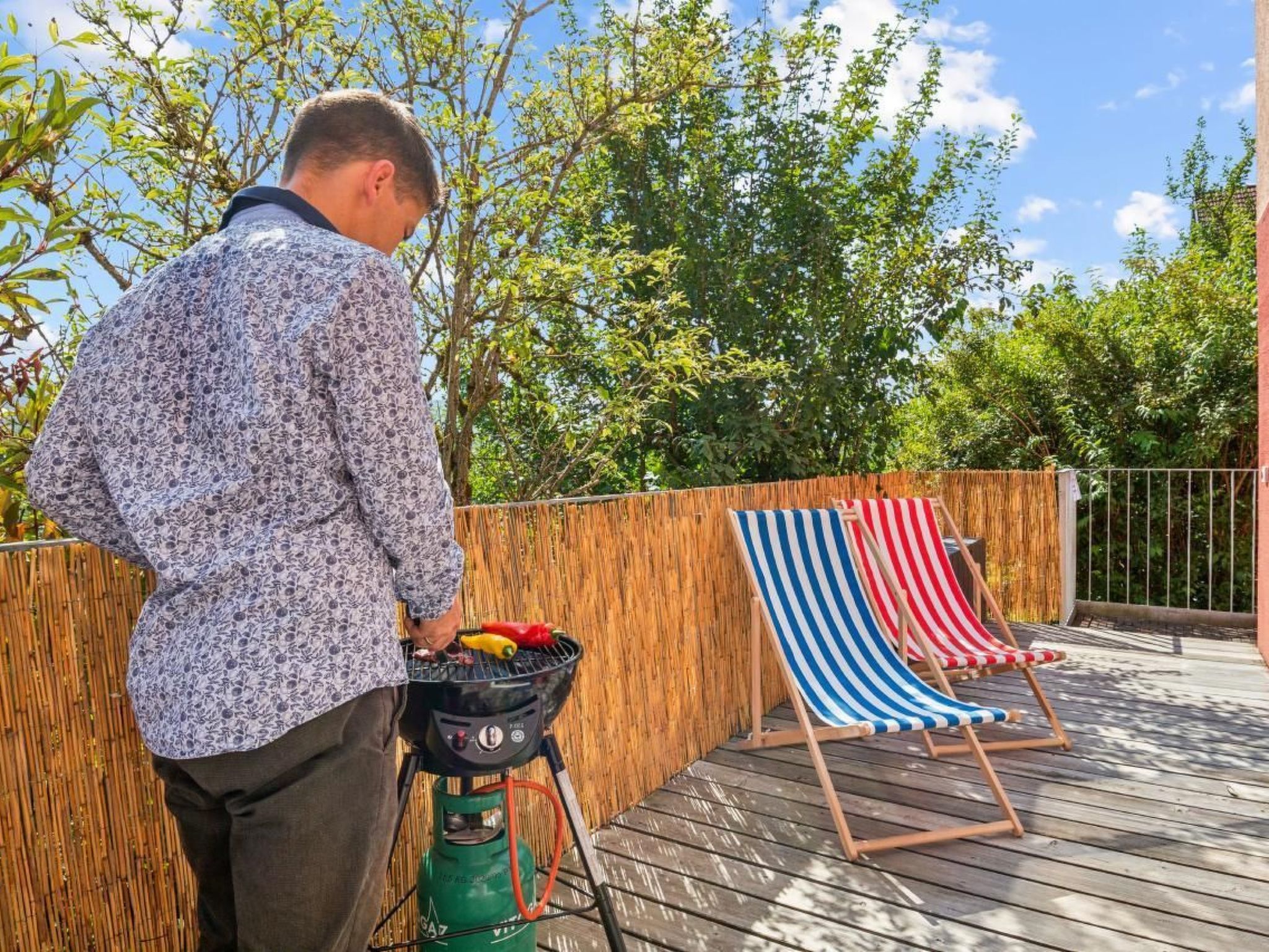 Aare View Apartment-Image-tags.info